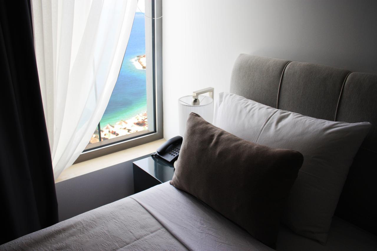 Andon Lapa & Saranda