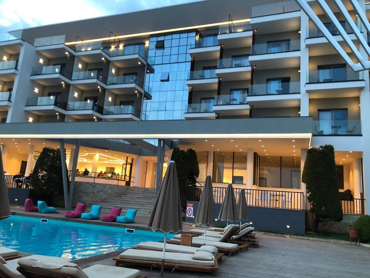 Andon Lapa & 4* Saranda